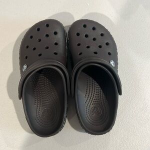 Crocs Dark Brown Cheetah Size 7